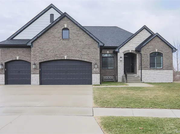 13033 Cathedral Ct, Shelby Township, MI 48315