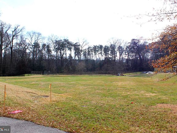 3rd image of 118 Bellemeade Dr