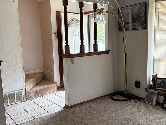 5th image of 3408 SE 46th St