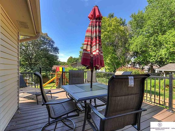 3rd image of 12311 Parker Cir
