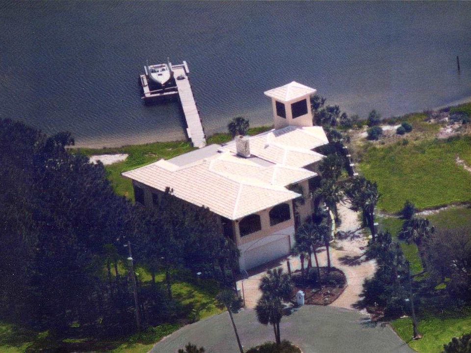 1st image of 112 Matamoros Dr