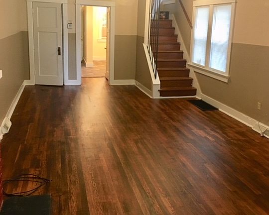 2nd image of 1047 Superior Ave