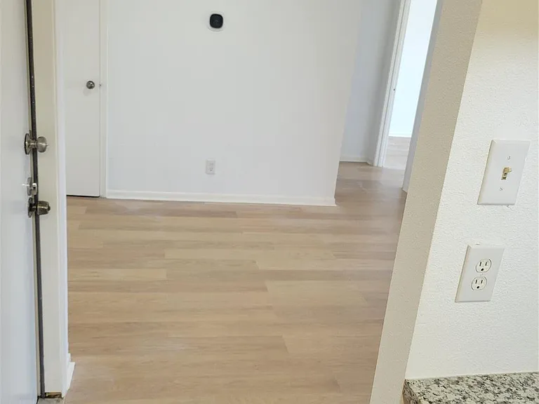 8425 Hearth Dr #25 — Photo 15