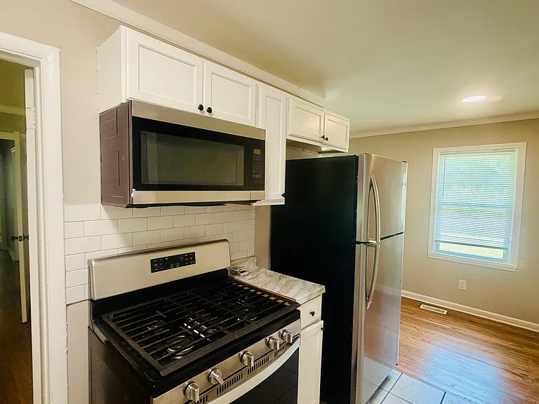 2746 Mango Cir NW — Photo 4