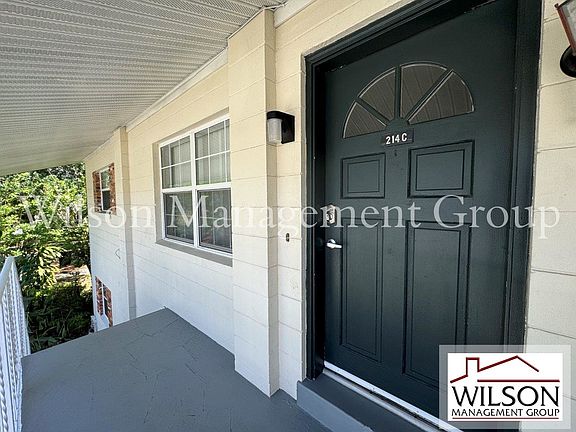 4th image of 214 E Yale St #C