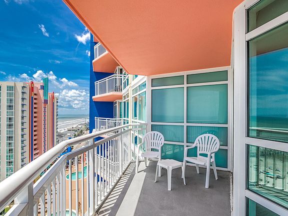 3rd image of 3601 N Ocean Blvd #1536