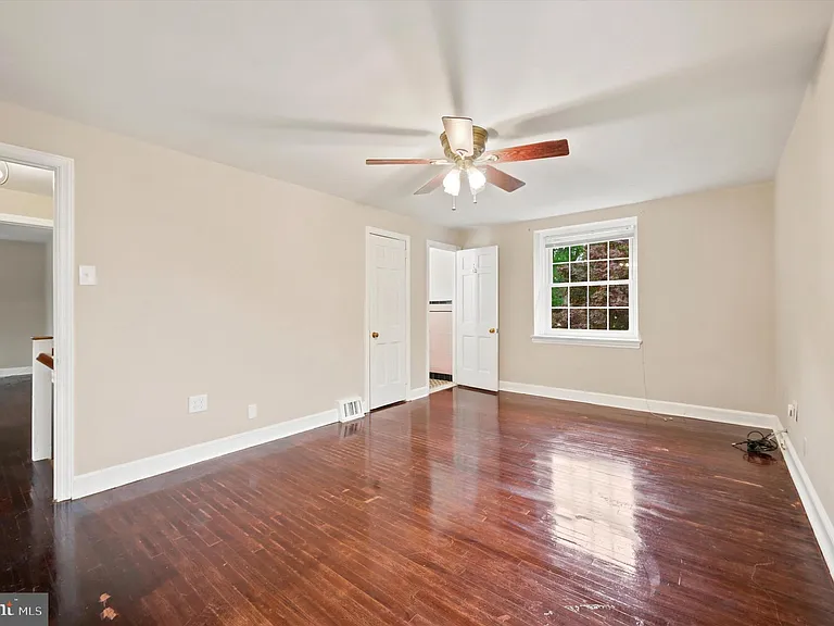 6908 City Ave — Photo 9
