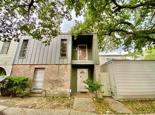 10269 S Gessner Dr, Houston, TX 77071