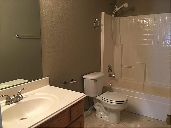 5th image of 2505 Sierra Dr
