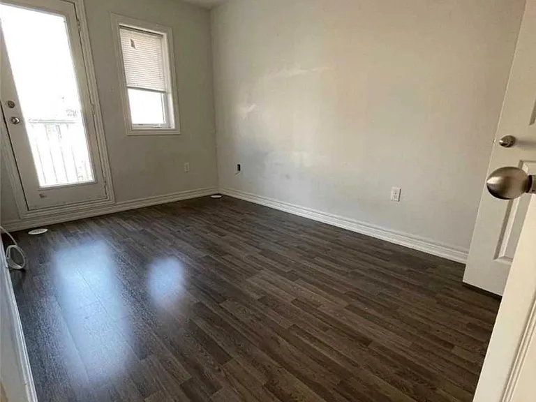 167 Roy Grove Way — Photo 10