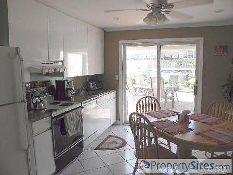 4th image of 68 Southberry Ln
