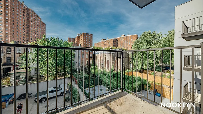 Rented by Nooklyn NYC LLC | media 25