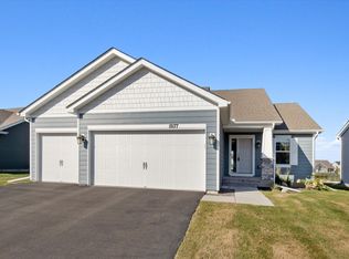18177 Hartlin Ave, Lakeville, MN 55044