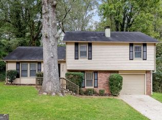 3352 Herrenhut Rd, Lithonia, GA 30038