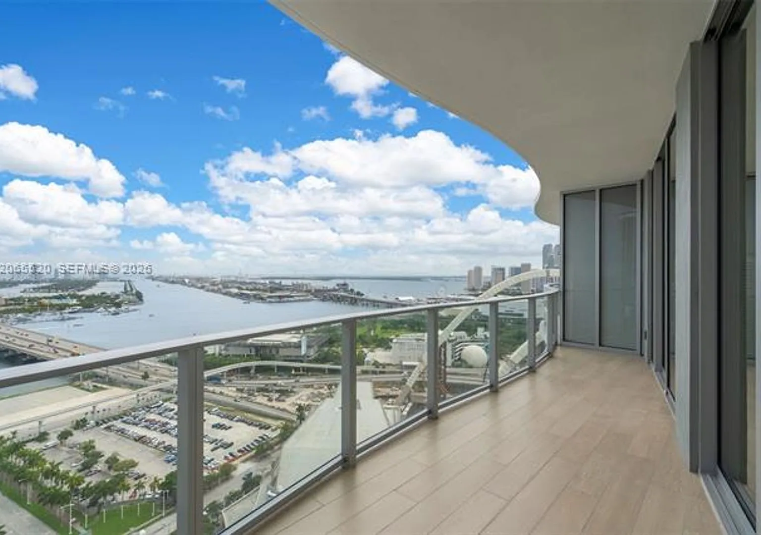 1400 Biscayne Blvd cu-2905, Miami, FL 33132 — Photo 2