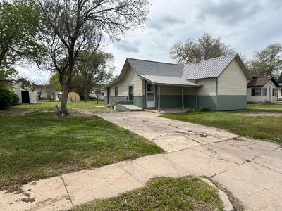 523 Beaman Ave, Oakley, KS, 67748