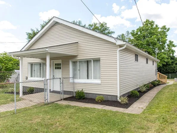 325 Thorn Ave, Moundsville, WV 26041