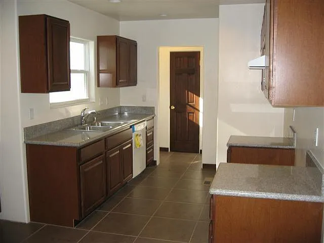 993 Lincoln Ave — Photo 7