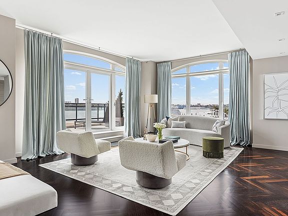 4th image of 400 W 12th St APT 7C