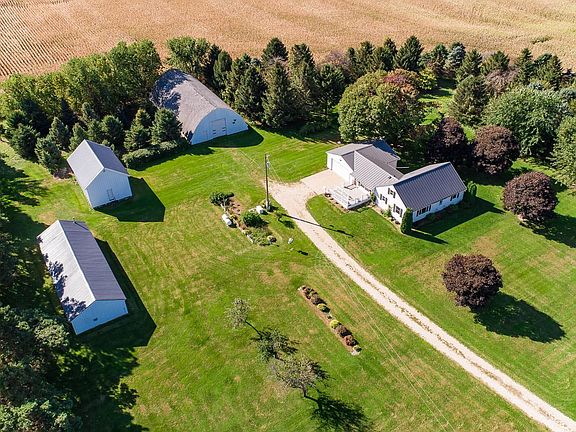 10242 Highway 30 SW, Hayfield, MN 55940 | Zillow