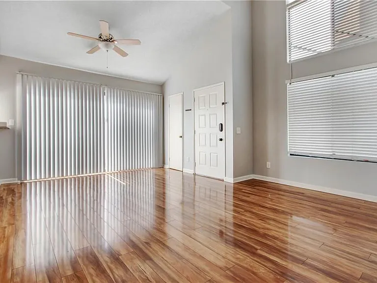8549 Salina St — Photo 2