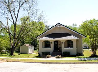 715 Brooks St, Abbeville, SC 29620