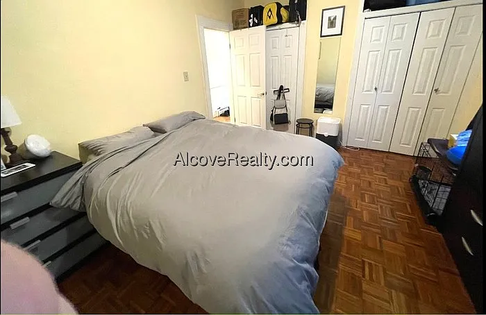 2 bed, 1.0 bath, $3,550 — Photo 4
