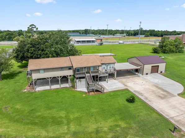 1300 School St, Hackberry, LA 70645