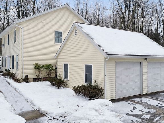 2nd image of 222 Wilson Hill Rd