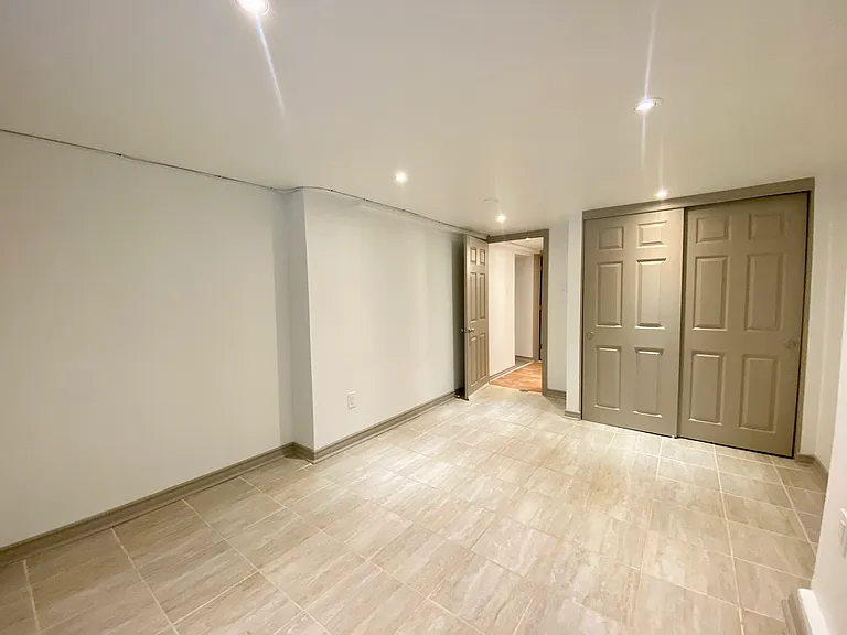 209 Madison Ave #5 — Photo 17
