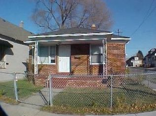 13104 Charest St, Hamtramck, MI 48212