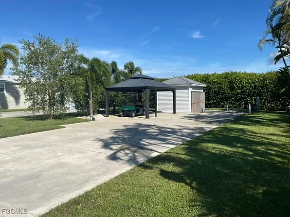 10313 Nightwood Dr, Fort Myers, FL 33905
