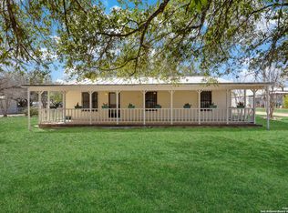 18529 S McConnell Rd, Atascosa, TX 78002