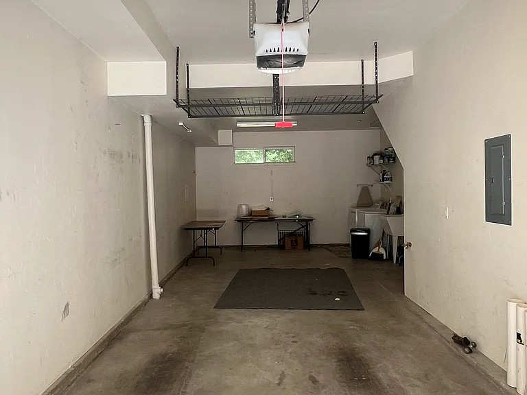1140 Carbon Jct #34 — Photo 17