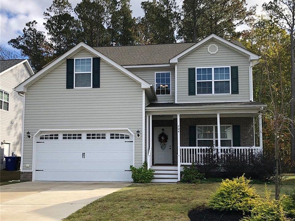 1st image of 704 Cristal Dr