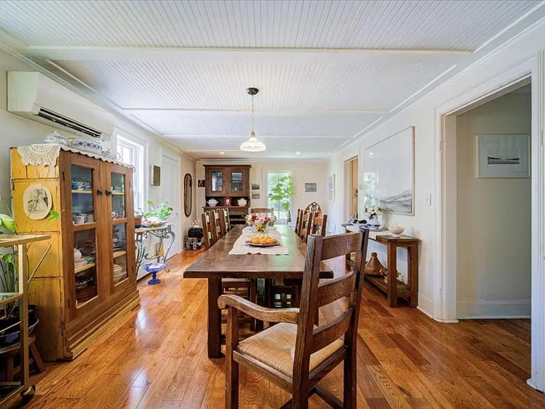 123 Bedell Ave — Photo 11