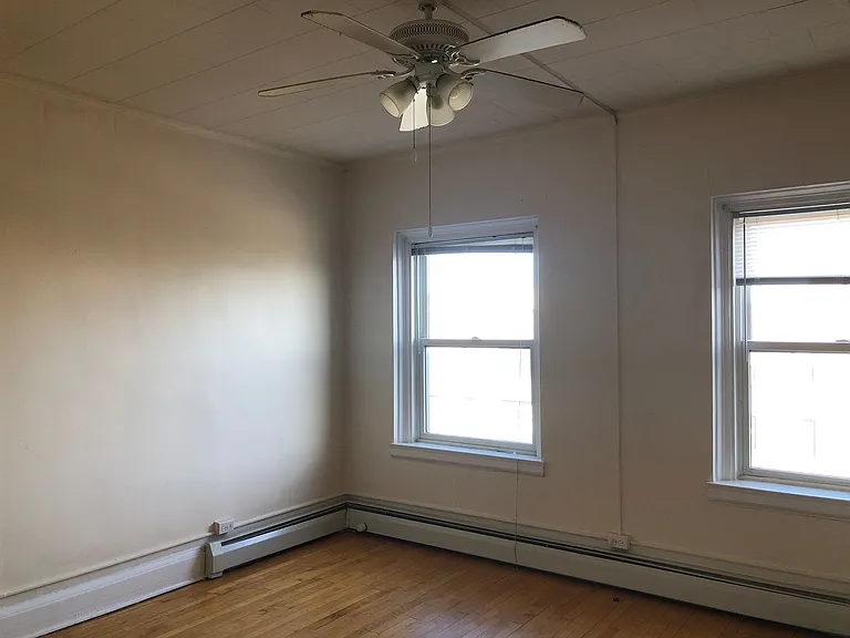 178 Summit Ave — Photo 12