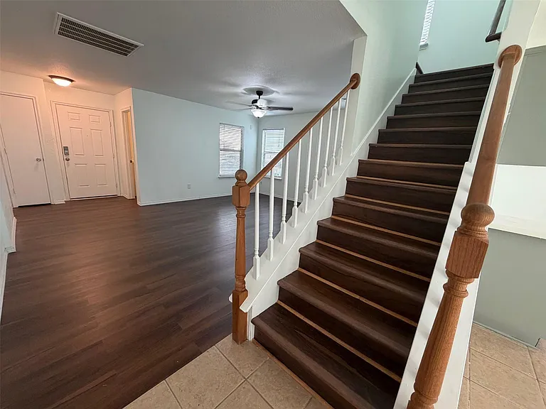 2610 Skyview Shadows Ct — Photo 5