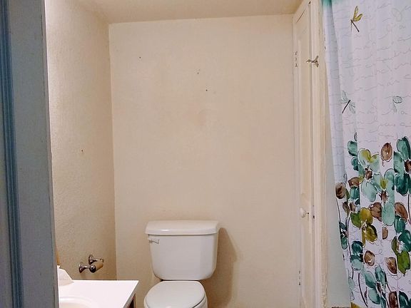 5th image of 1214 Zauk Ave