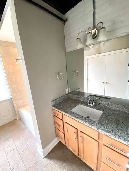 1016 Jefferson St #4 — Photo 21