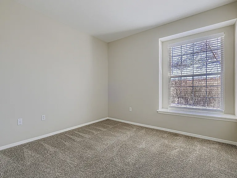 13606 Ashbrook Hts. #103 Snowcloud - Print Quality - 008 - 13 Bedroom