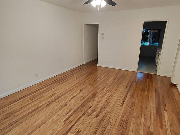 3rd image of 4518 Los Feliz Blvd APT 2