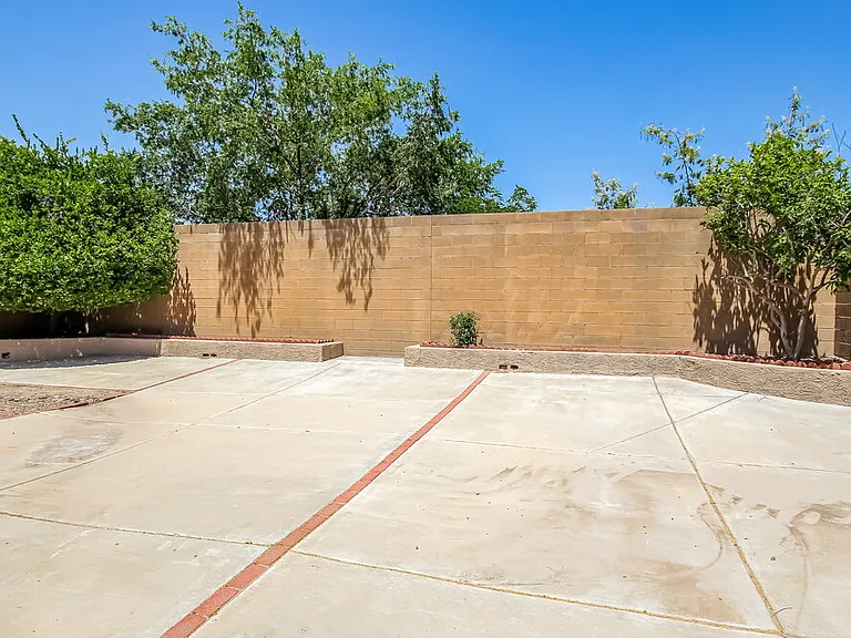 9450 W Ross Ave — Photo 19