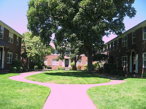2nd image of 312 E 12th St