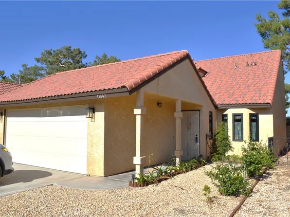 11647 Pepper Ln, Apple Valley, CA 92308