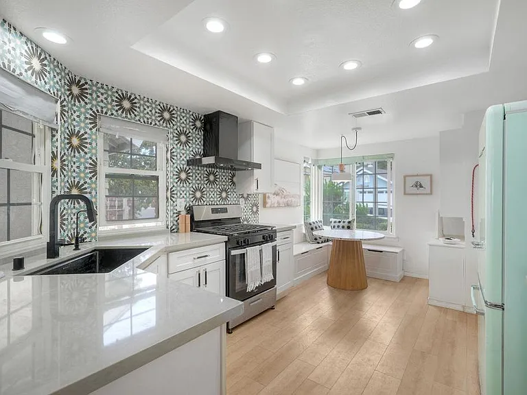 6817 Watercourse Dr — Photo 4