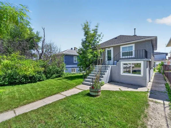 1212 NW Bantry St NE, Calgary, AB T2E 5E7
