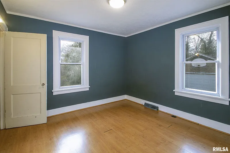 Thumbnail 16