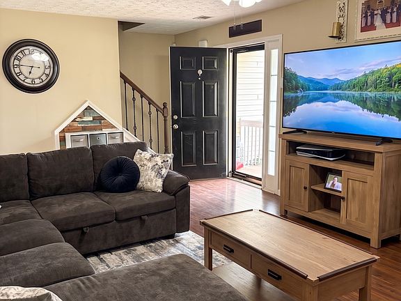 4th image of 4111 Edenbrooke Cir