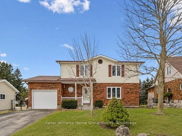 28 Edward St, Mapleton, ON N0G 1P0